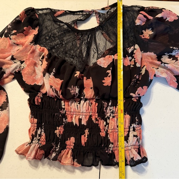 Free People Daphne Floral Lace Sheer Smocked Top Midnight Combo Boho Chic XS EUC - Picture 12 of 16